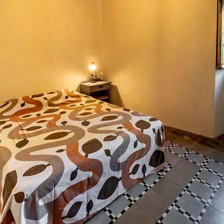 Setmaneta Casa Rural En El Alt Emporda Kır Evi